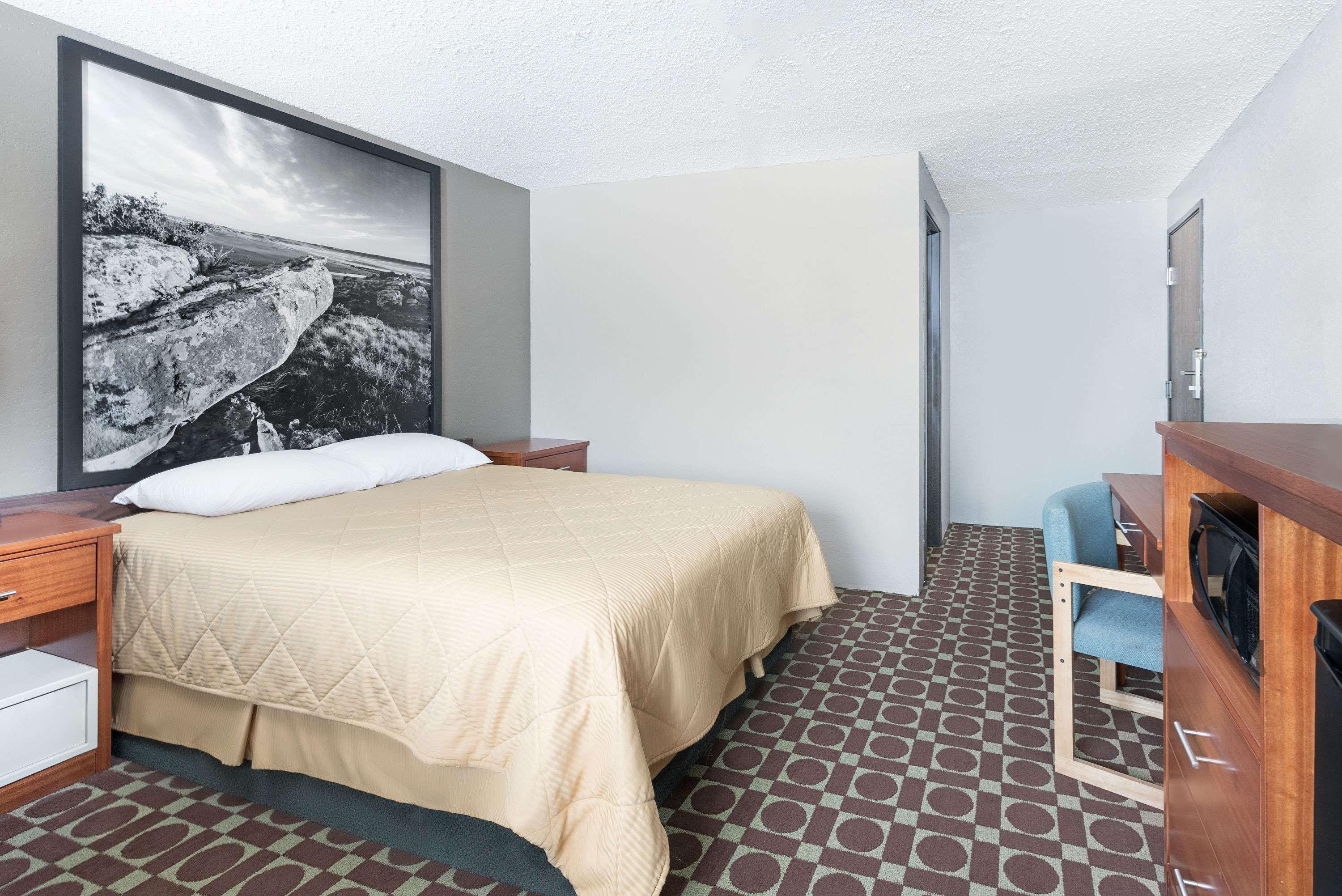 Super 8 By Wyndham Miles City Buitenkant foto