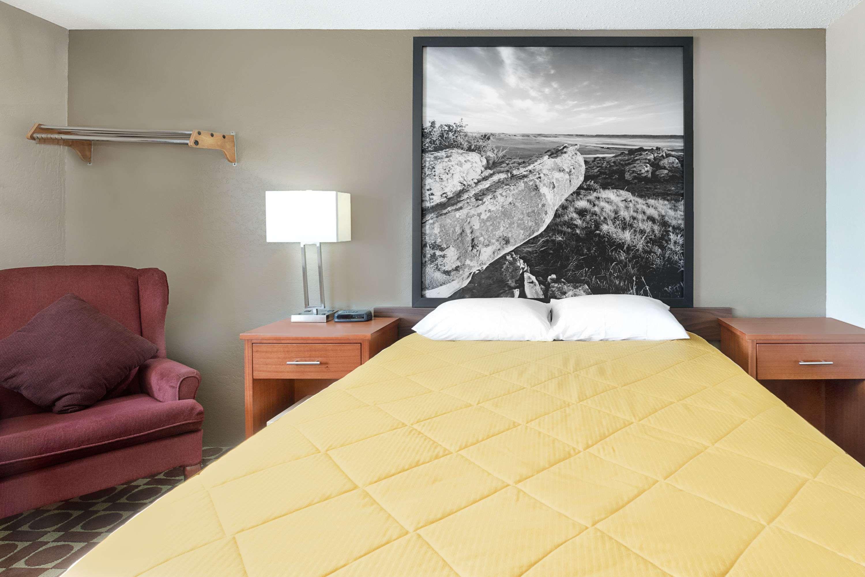 Super 8 By Wyndham Miles City Buitenkant foto