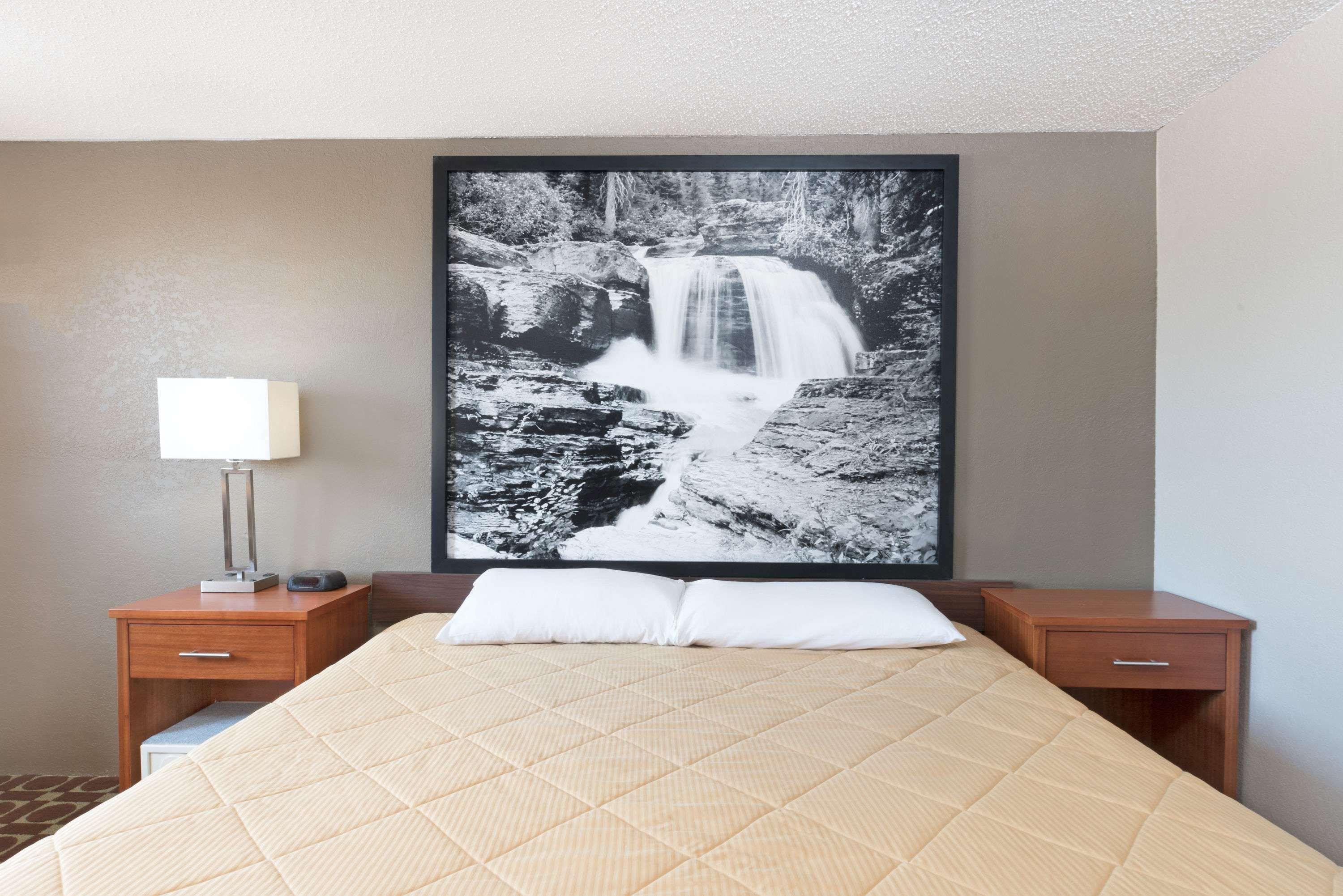 Super 8 By Wyndham Miles City Buitenkant foto