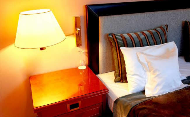 Super 8 By Wyndham Miles City Buitenkant foto